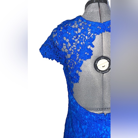 Lulu’s Romance Language Blue Backless Lace Dress sz M - Picture 10 of 16